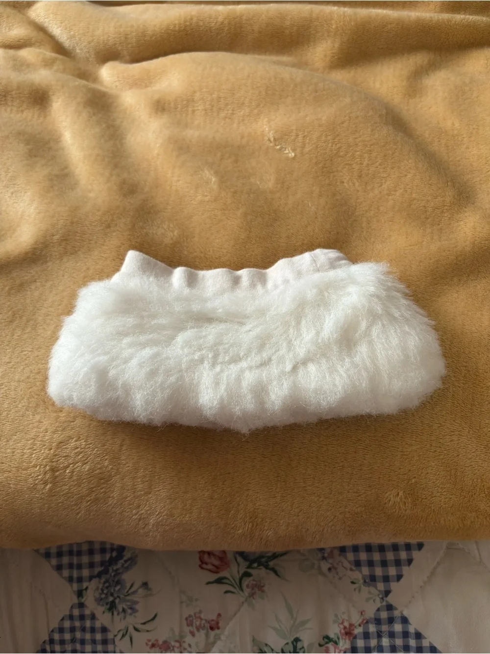 American Girl White Faux Fur skirt